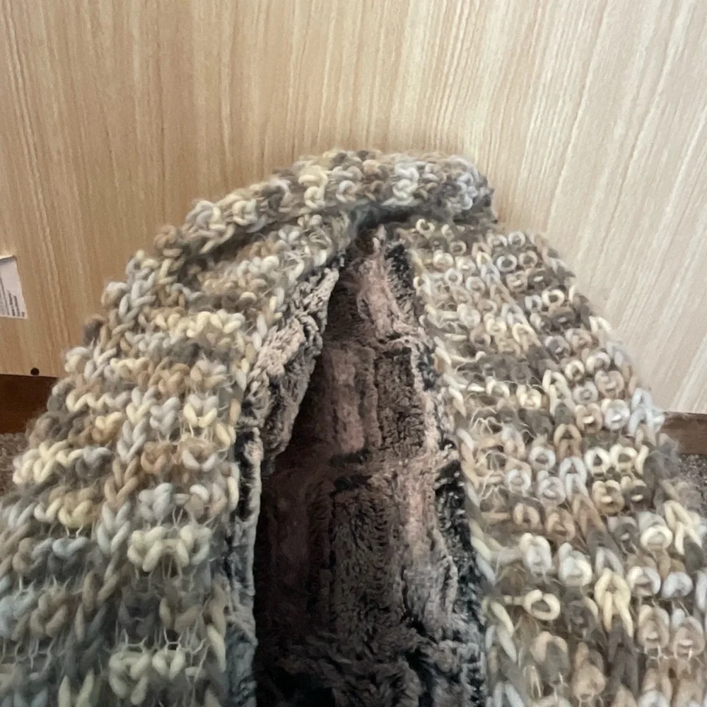 Infinity Scarf - Picture 2 of 4
